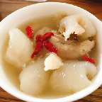 梨子与鱼胶可以一起煲汤吗(像葫芦身穿黄衣味儿甜是什么水果？)